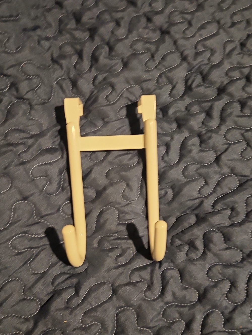 White Heavy Duty Metal Double Hook Over The Door Hanger